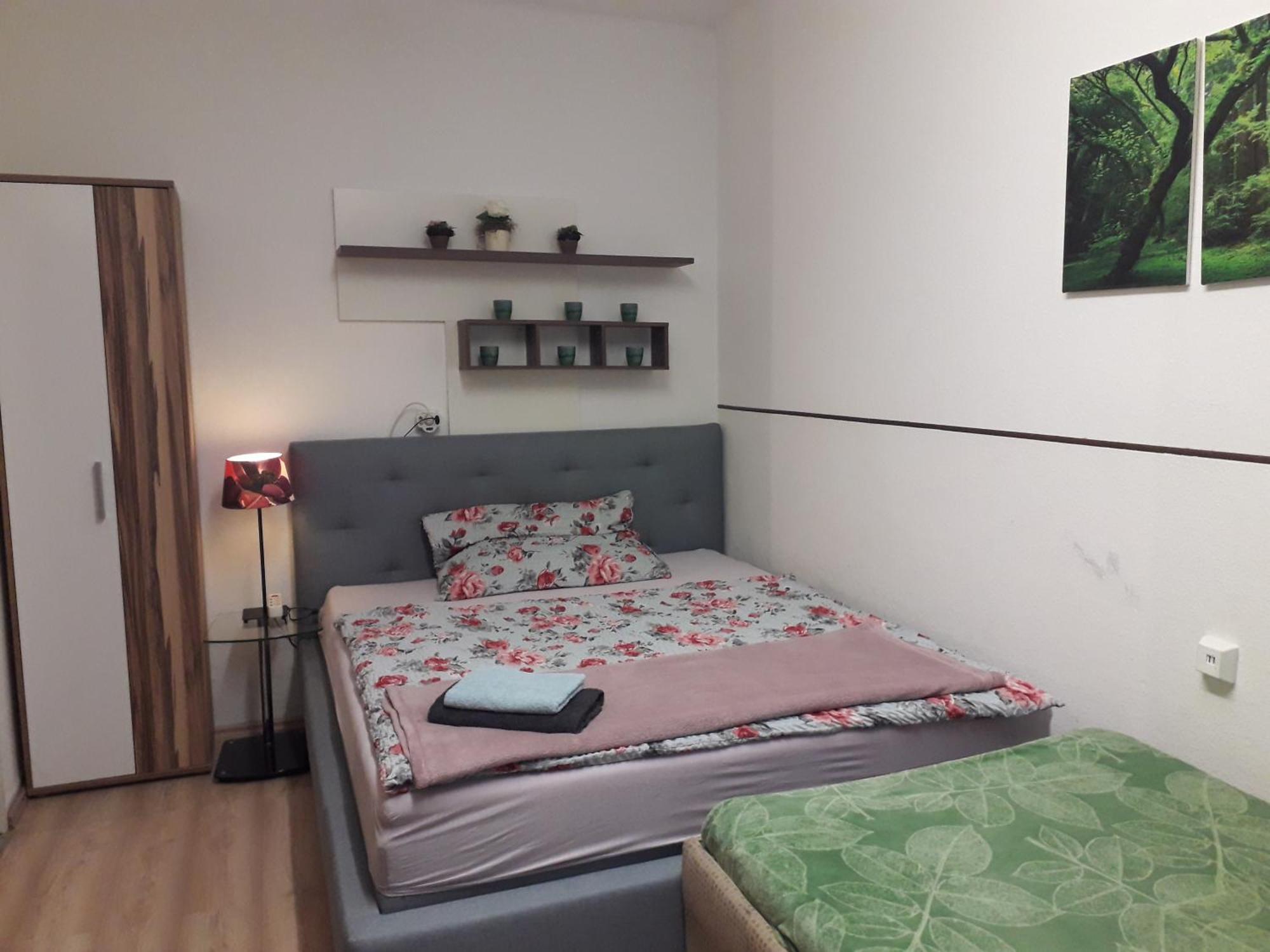 Apartment Ap 1 Im Zentrum Steyr, Bestrooms Eu Exteriör bild