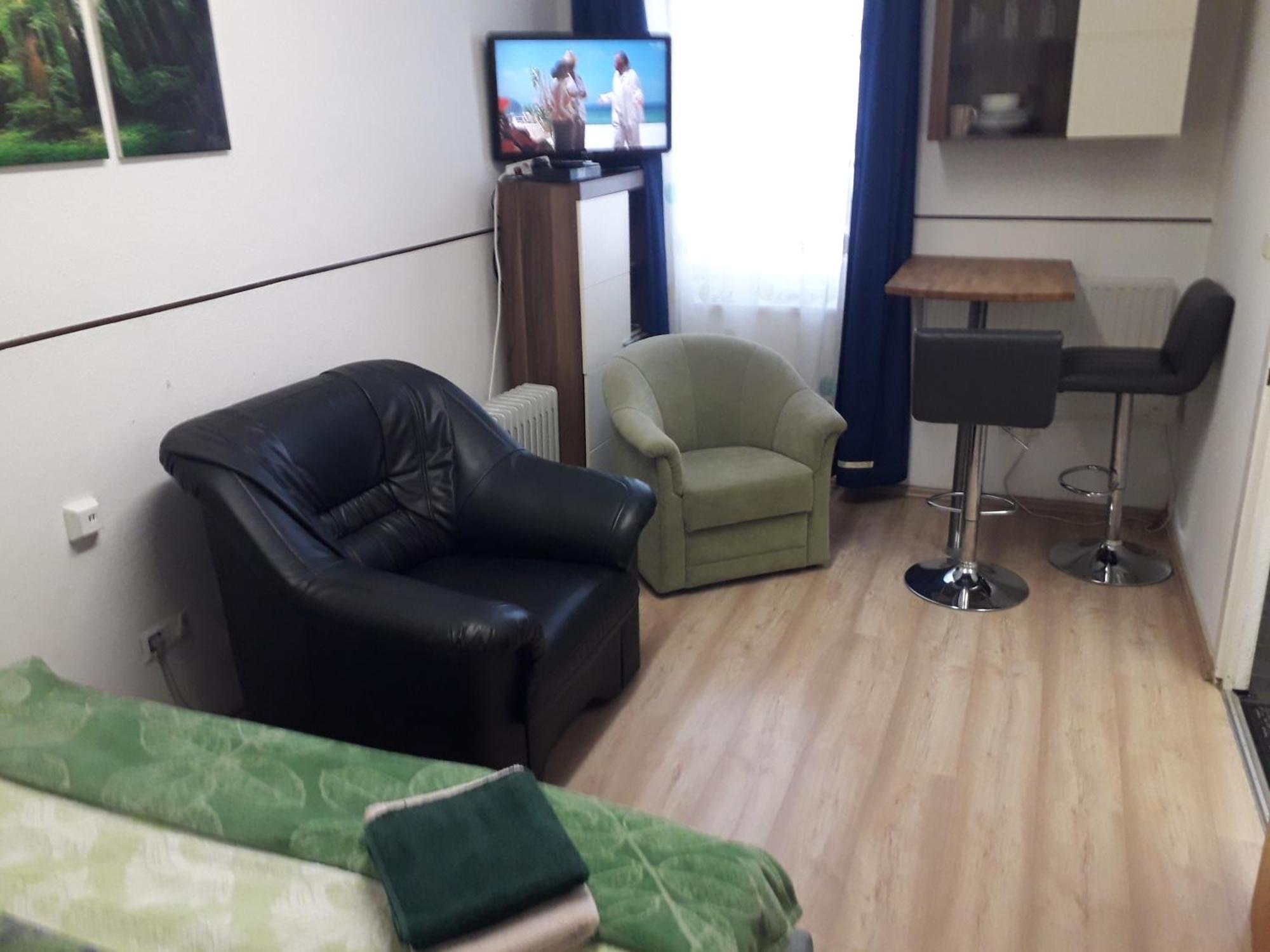 Apartment Ap 1 Im Zentrum Steyr, Bestrooms Eu Exteriör bild